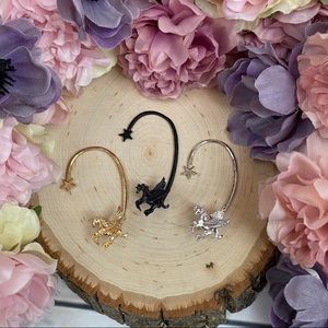ηεψ Unicorn Shooting Star Pierced Ear Cuff in Silver Fantasy Festival Carnival